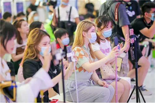 长沙IFS xAG超玩会“超玩偕行”青训选拔赛巅峰对决,见证冠军加冕时刻